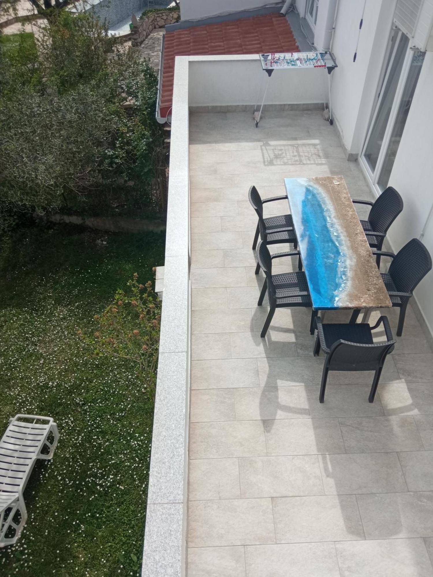 Katy&Mladen 1 Apartment Baska  Bagian luar foto
